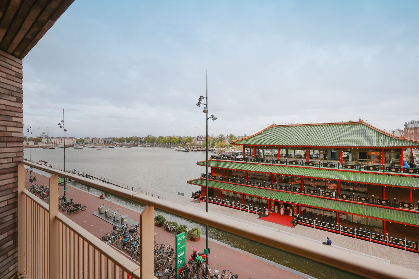 Appartement te koop: Oosterdokskade 13, Amsterdam