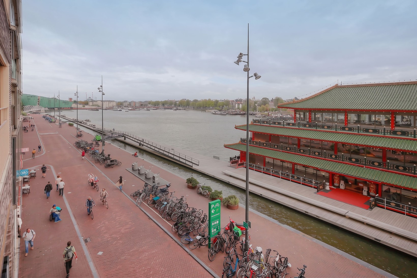 Appartement te koop: Oosterdokskade 13, Amsterdam