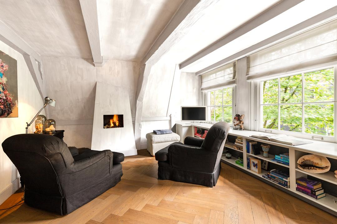 Tussenwoning te koop: Groenburgwal 1, Amsterdam