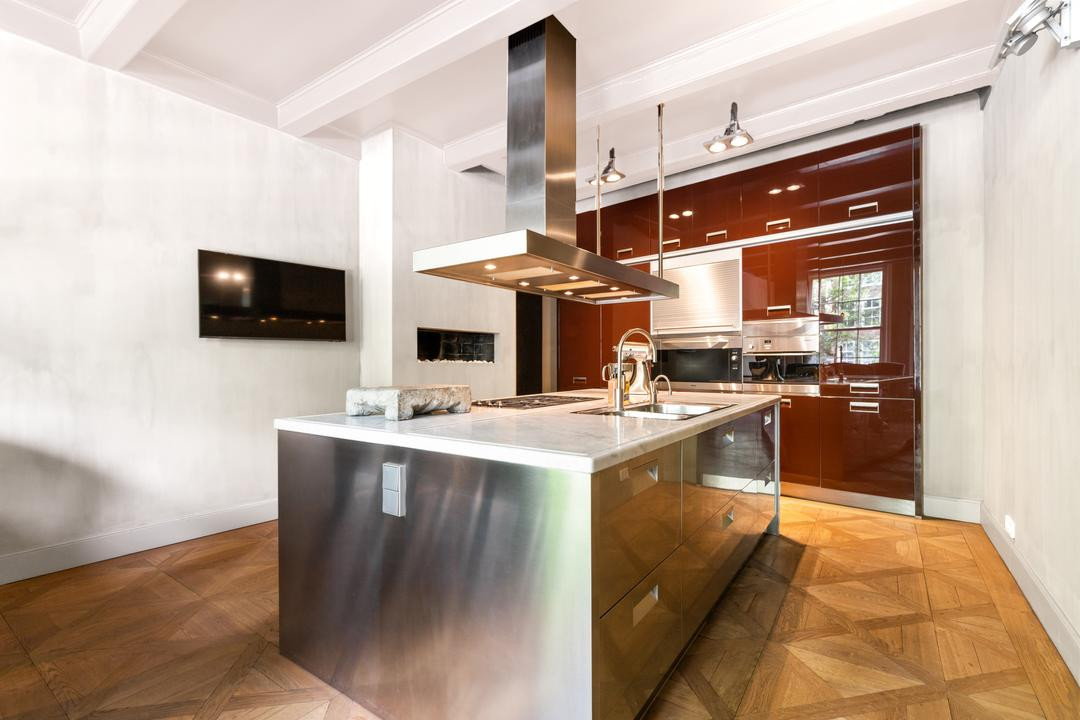Tussenwoning te koop: Groenburgwal 1, Amsterdam