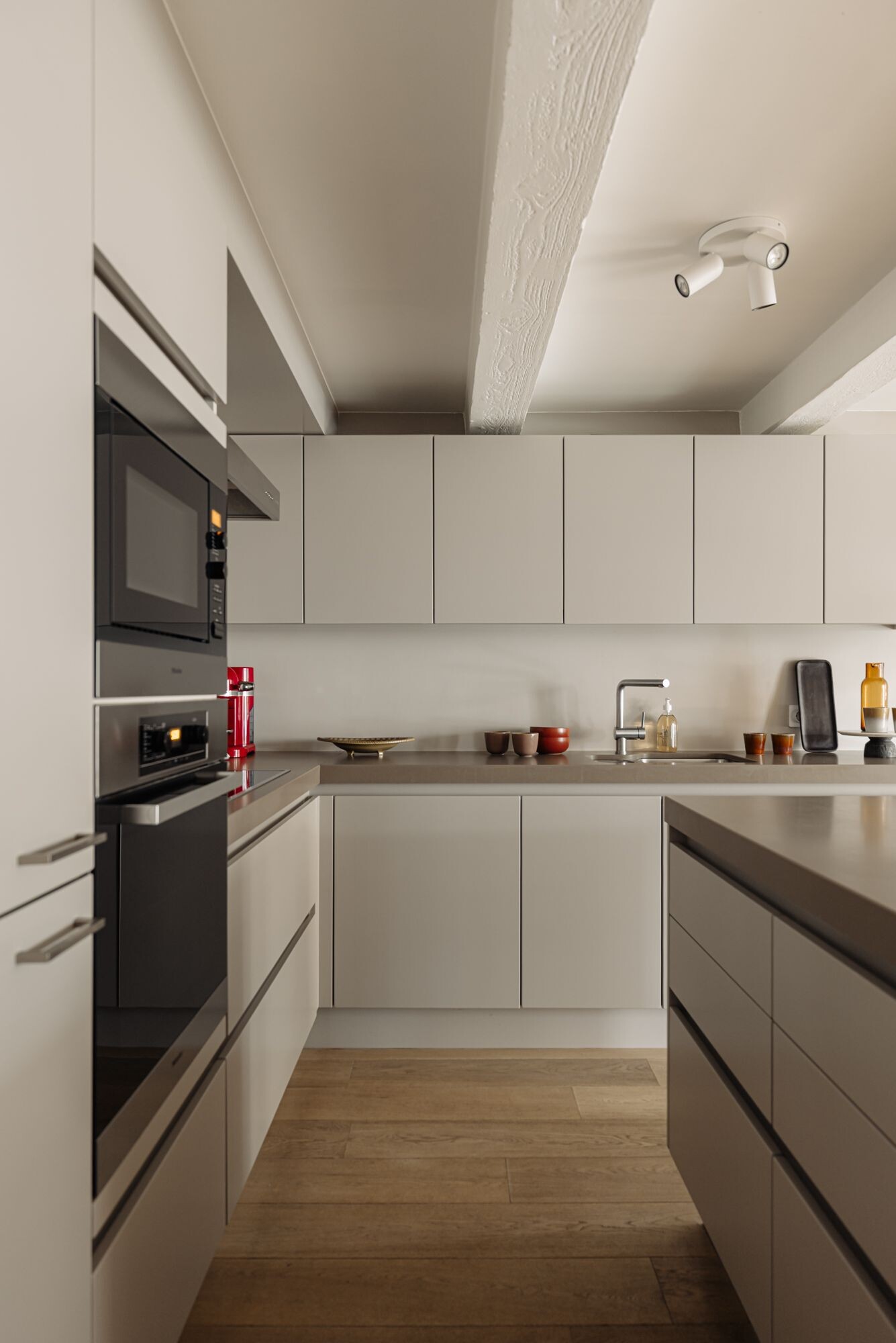 Appartement te koop: Houtkopersburgwal 14, Amsterdam