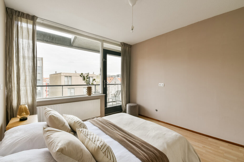 Appartement te koop: Valkenburgerstraat 22F, Amsterdam