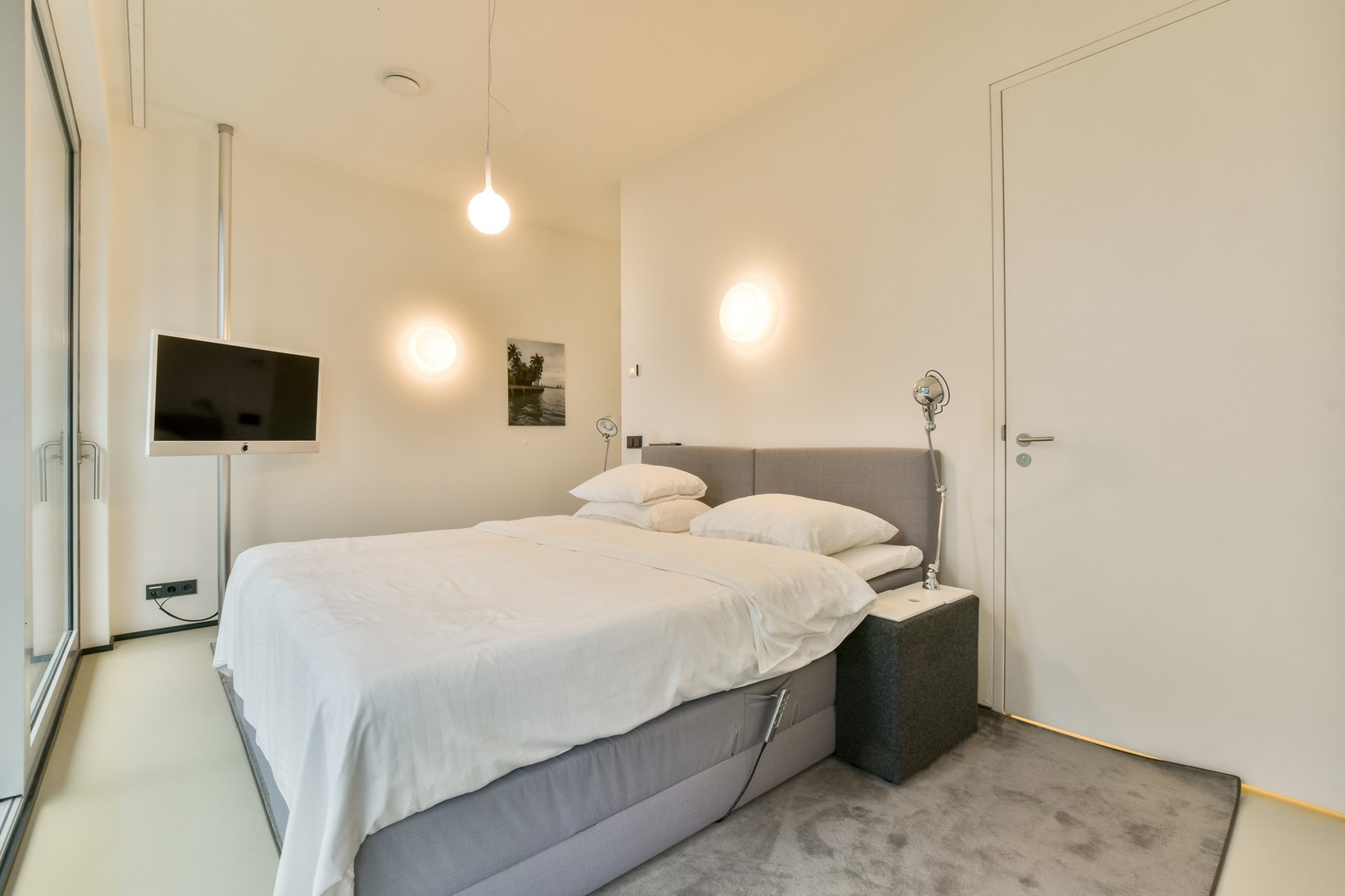 Appartement te huur: Valkenburgerstraat 132F, Amsterdam