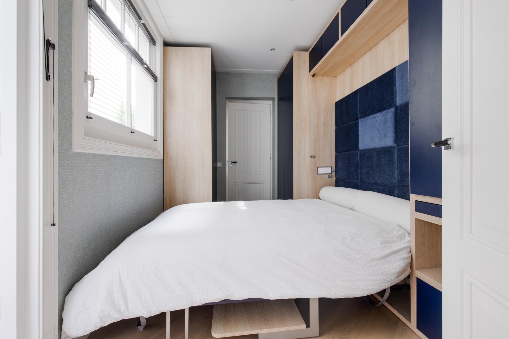 Studio te koop: Jonas Daniël Meijerplein 17H, Amsterdam