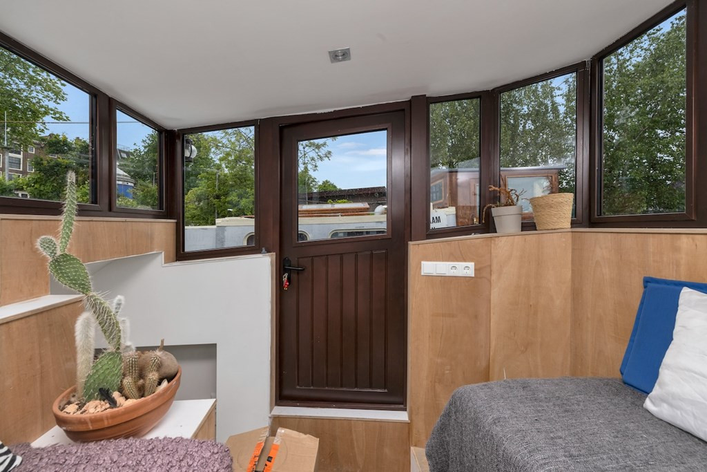 Tussenwoning te koop: Prins Hendrikkade 550, Amsterdam