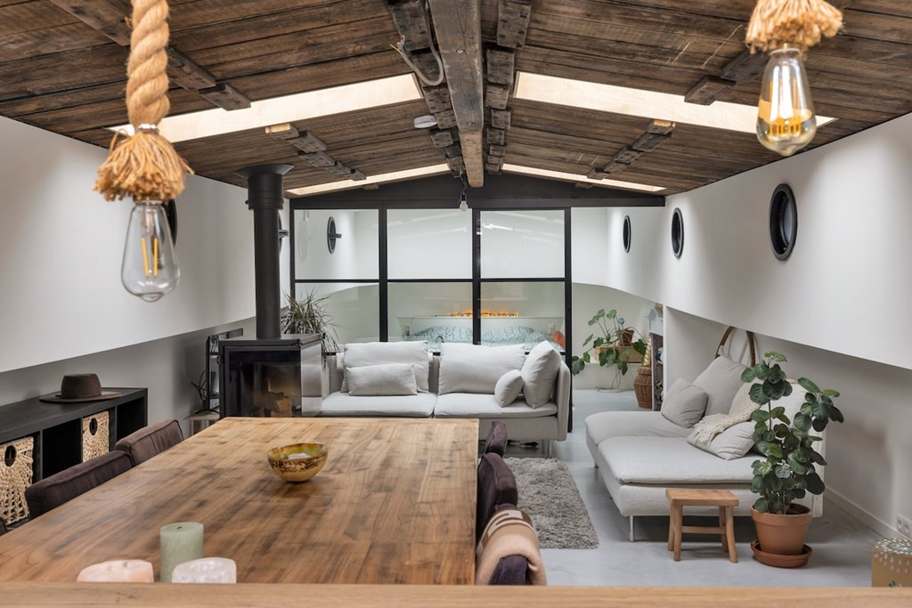 Tussenwoning te koop: Prins Hendrikkade 550, Amsterdam