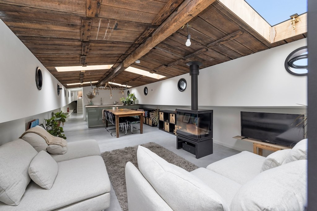 Tussenwoning te koop: Prins Hendrikkade 550, Amsterdam