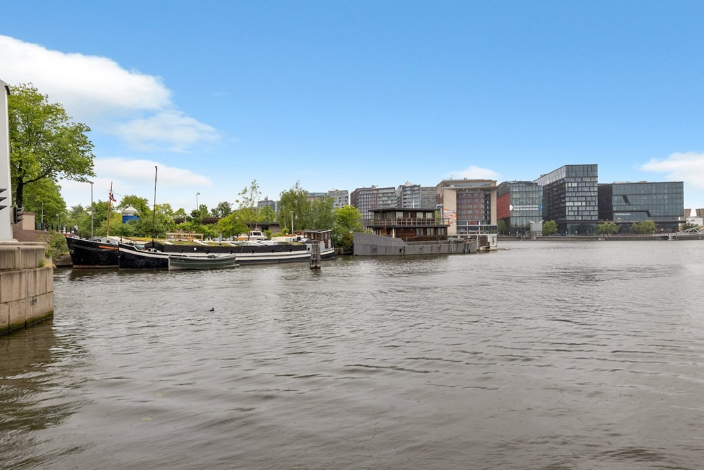 Tussenwoning te koop: Prins Hendrikkade 550, Amsterdam
