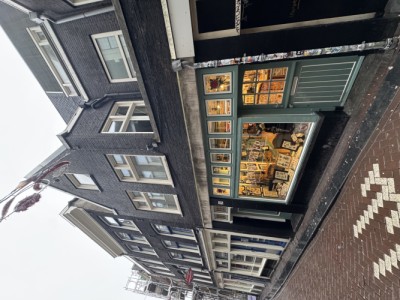 Nieuwebrugsteeg 28