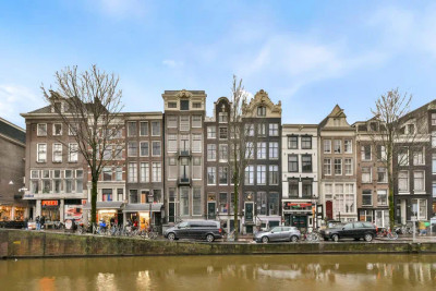 Oudezijds Voorburgwal 43-D