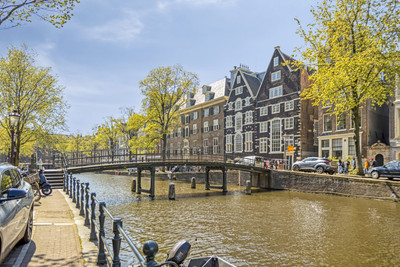 Oudezijds Voorburgwal 185