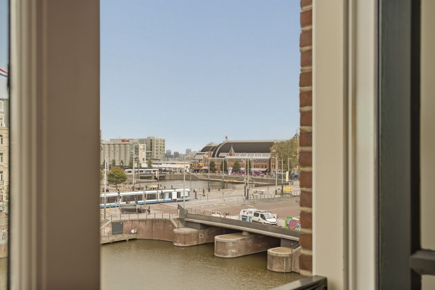 Appartement te koop: Warmoesstraat 18E, Amsterdam