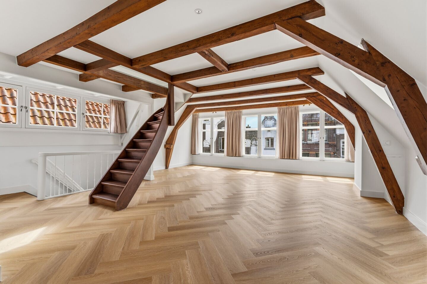 Appartement te huur: Haarlemmerstraat 104-3, Amsterdam