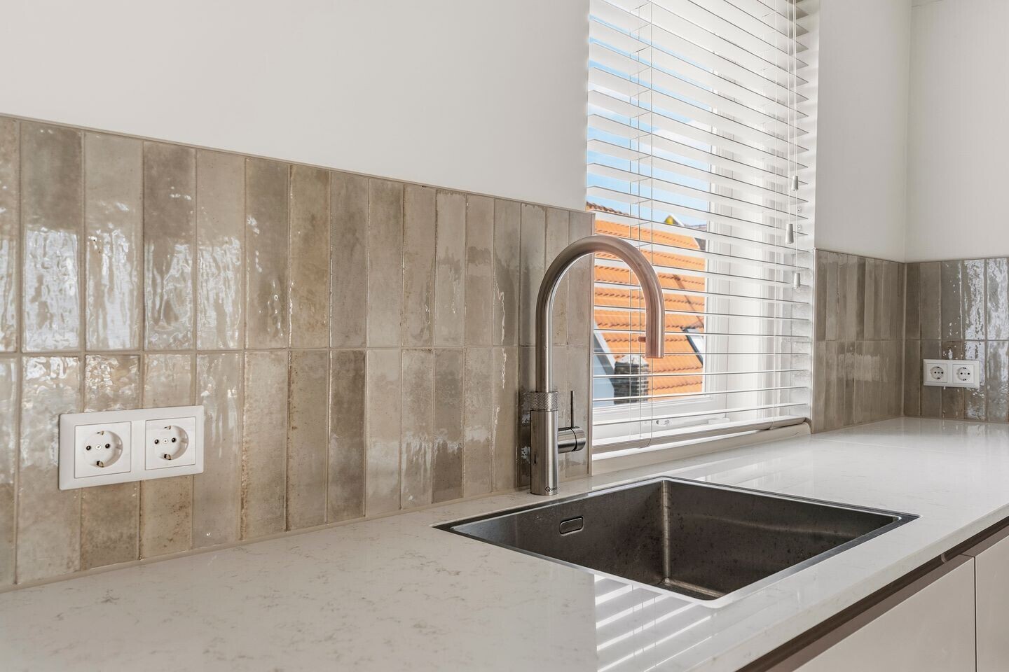 Appartement te huur: Haarlemmerstraat 104-3, Amsterdam