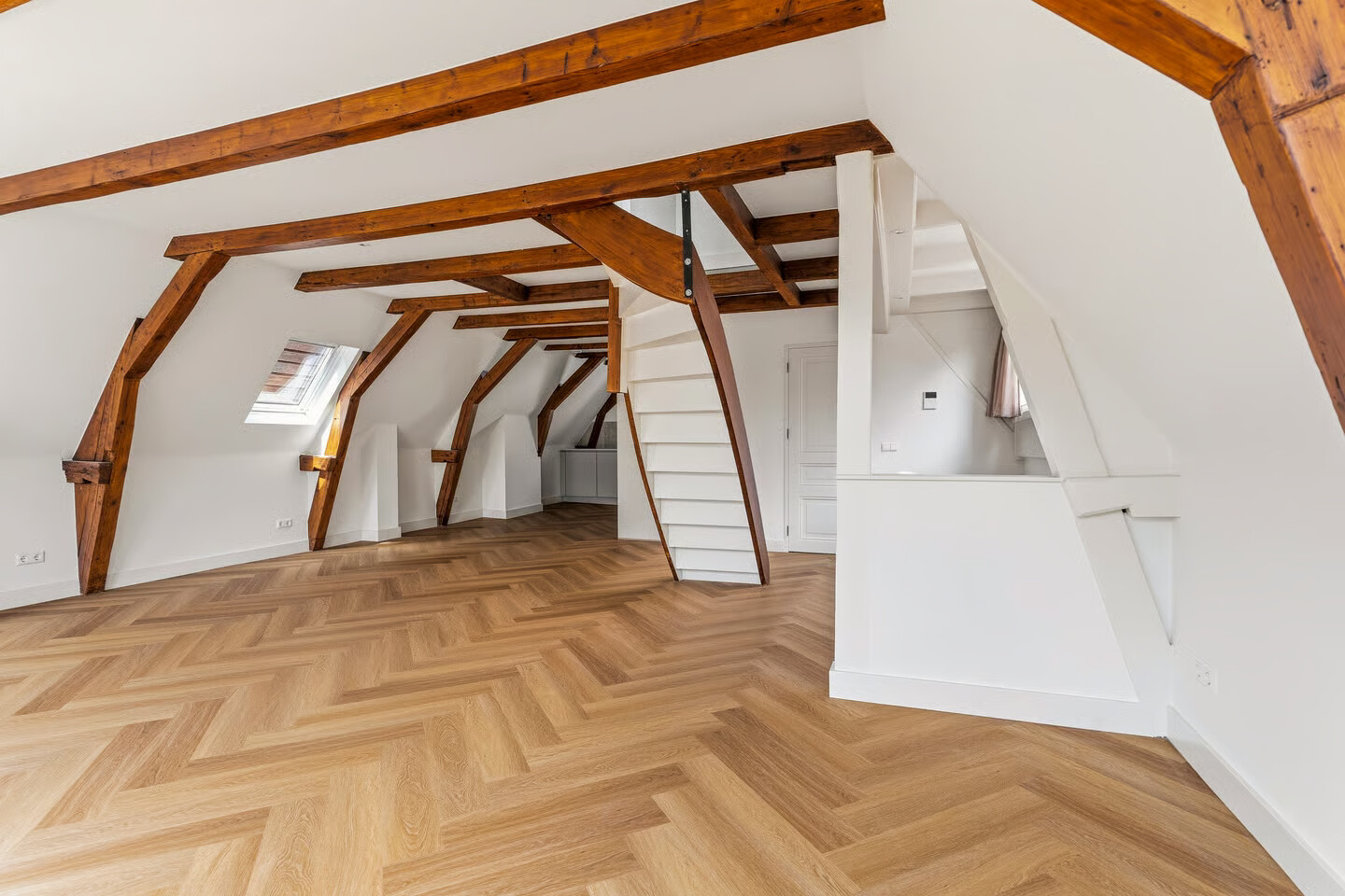 Appartement te huur: Haarlemmerstraat 104-3, Amsterdam