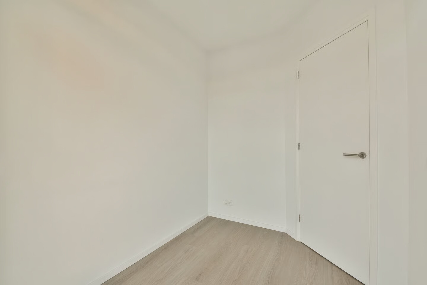 Studio te koop: Buiten Brouwersstraat 19-3, Amsterdam