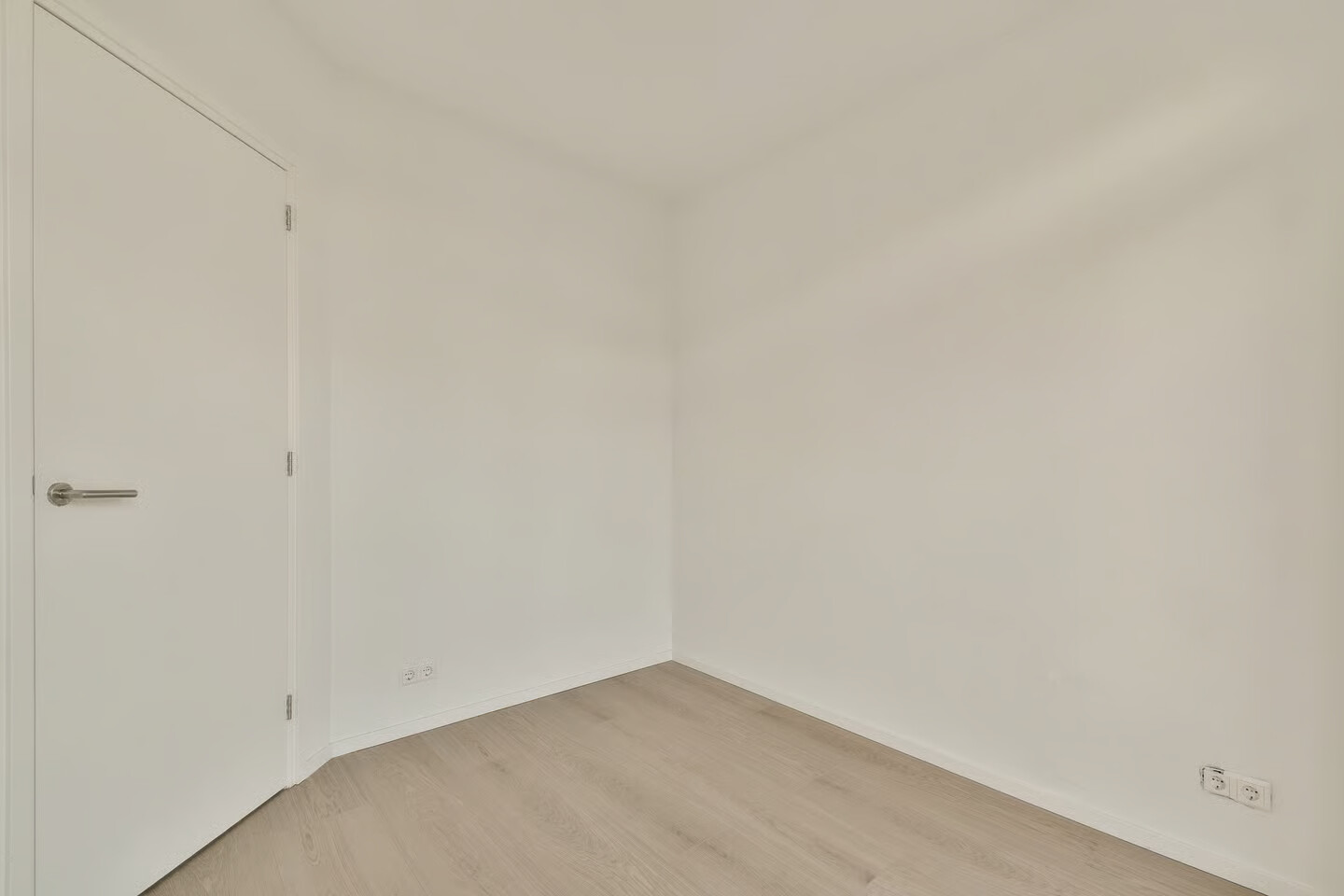Studio te koop: Buiten Brouwersstraat 19-3, Amsterdam