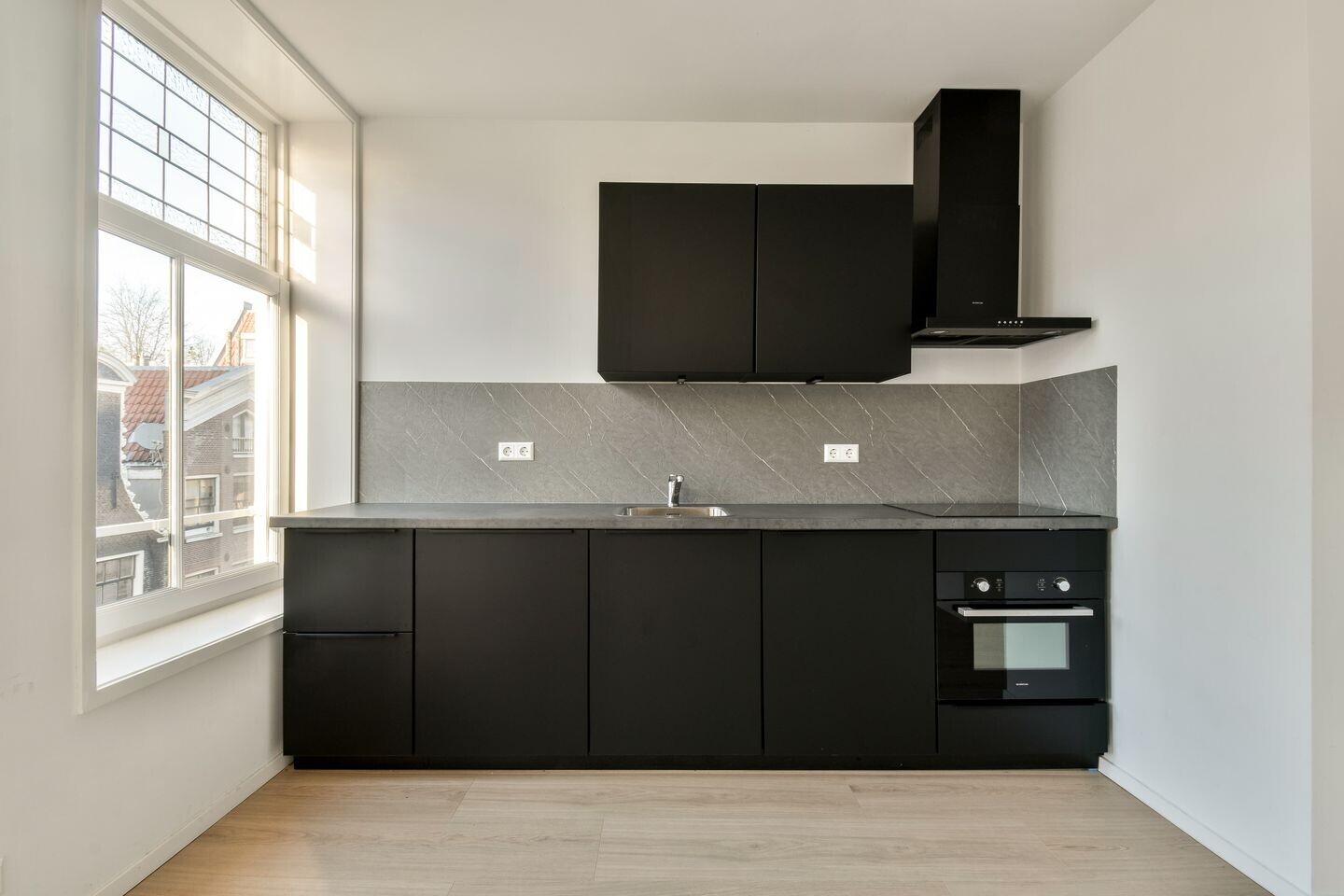 Studio te koop: Buiten Brouwersstraat 19-3, Amsterdam