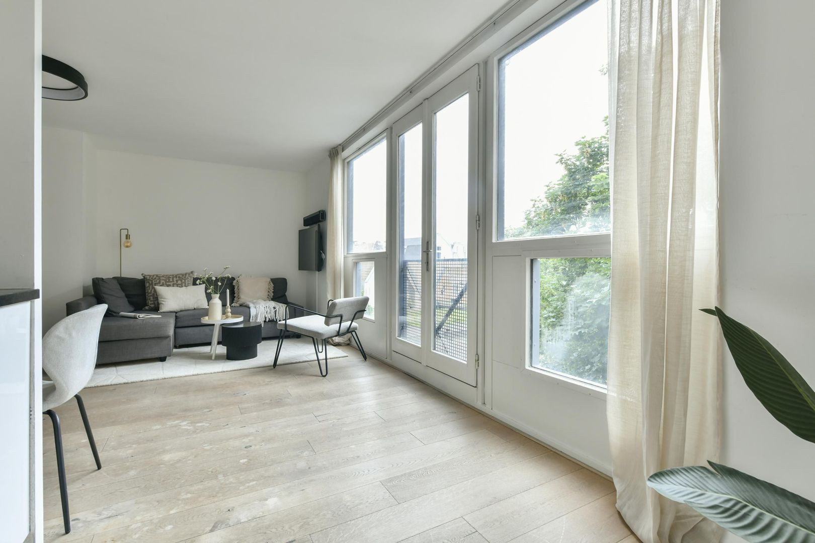 Studio te koop: Haarlemmer Houttuinen 45H, Amsterdam