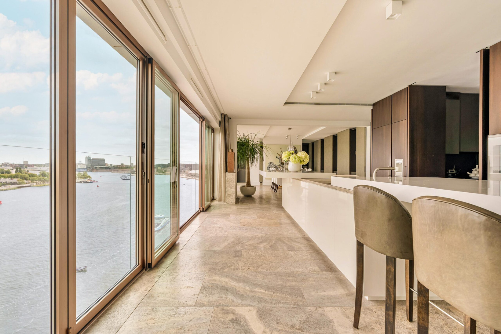 Appartement te koop: IJdok 151, Amsterdam