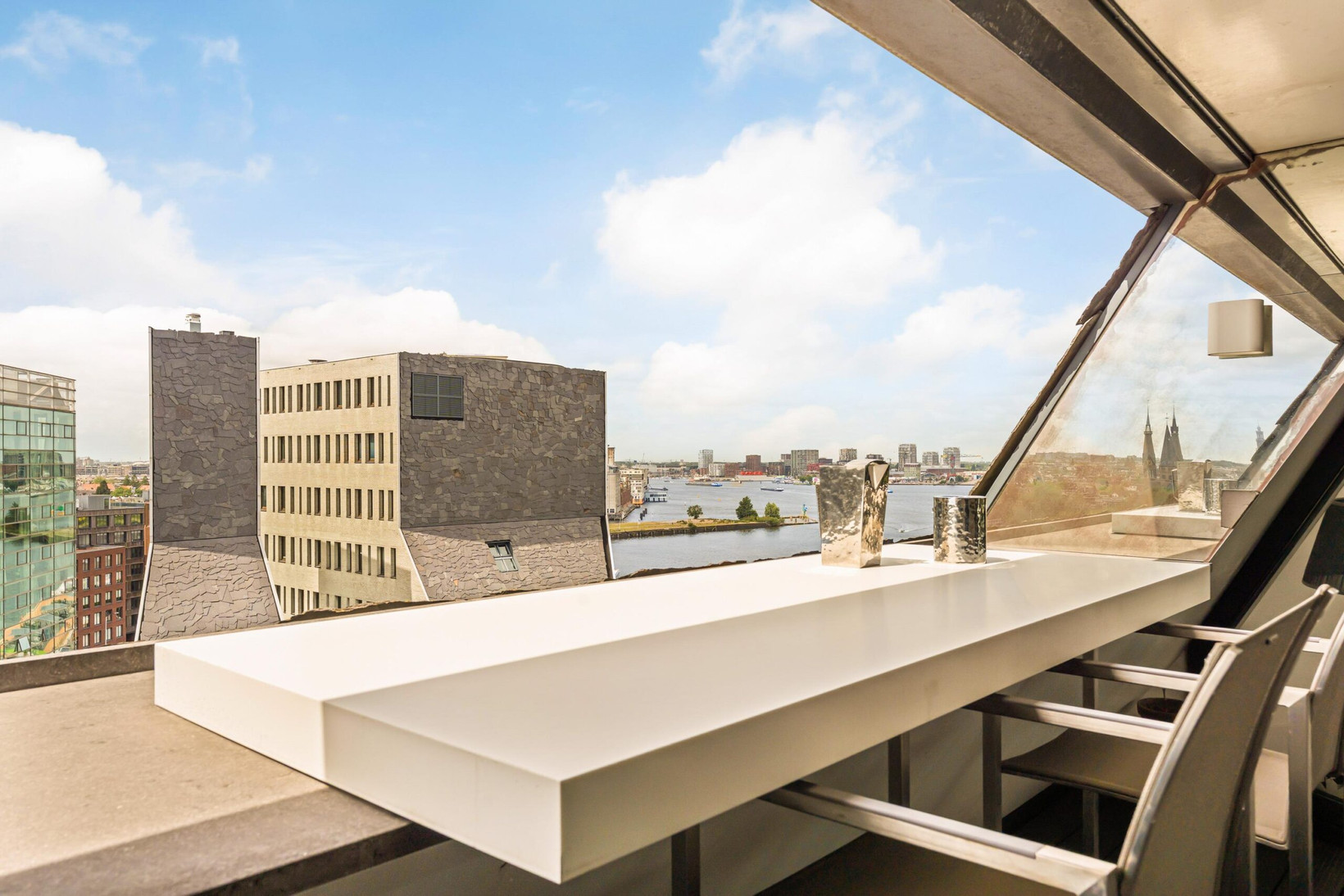 Appartement te koop: IJdok 151, Amsterdam