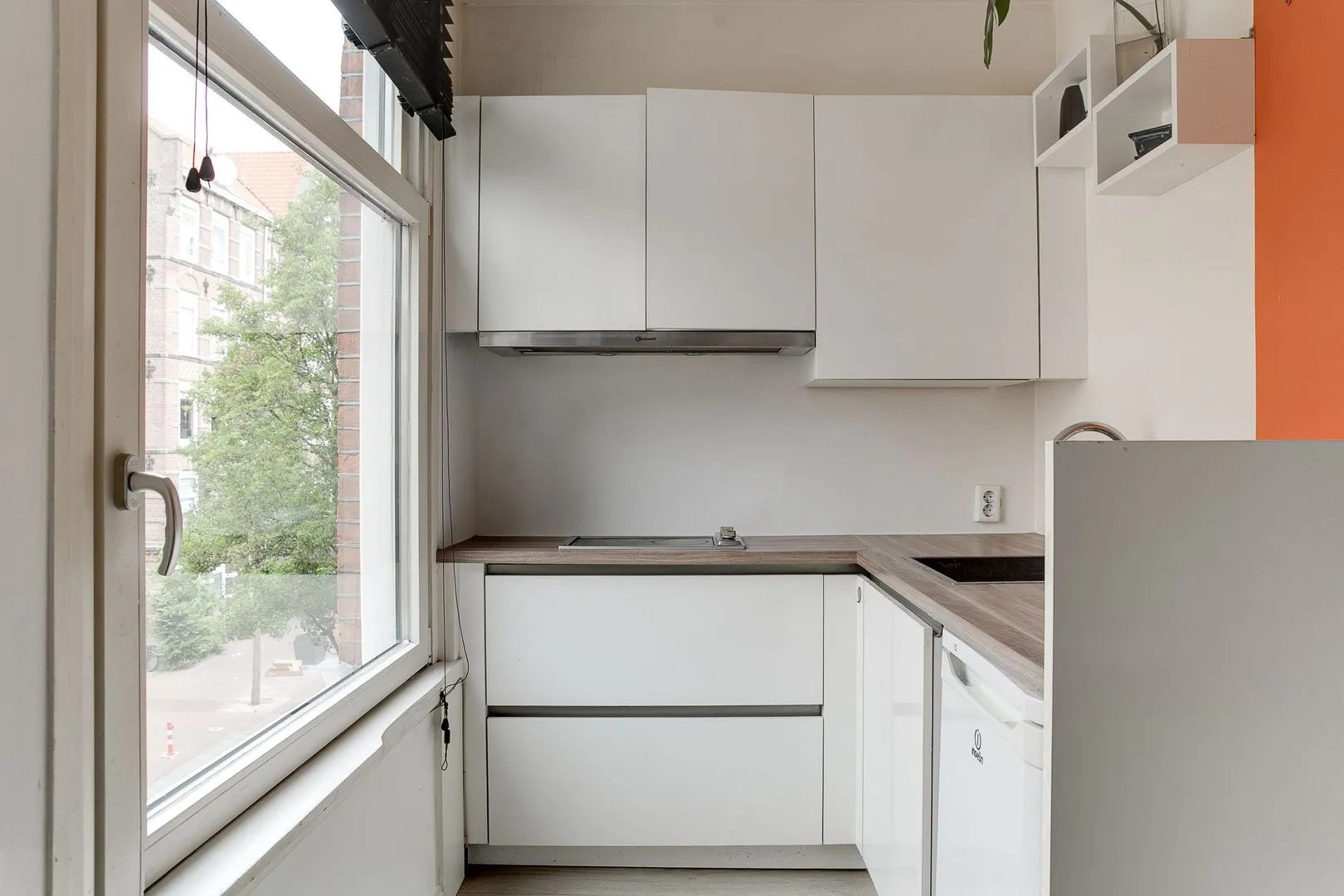 Studio te koop: Van Linschotenstraat 51, Amsterdam