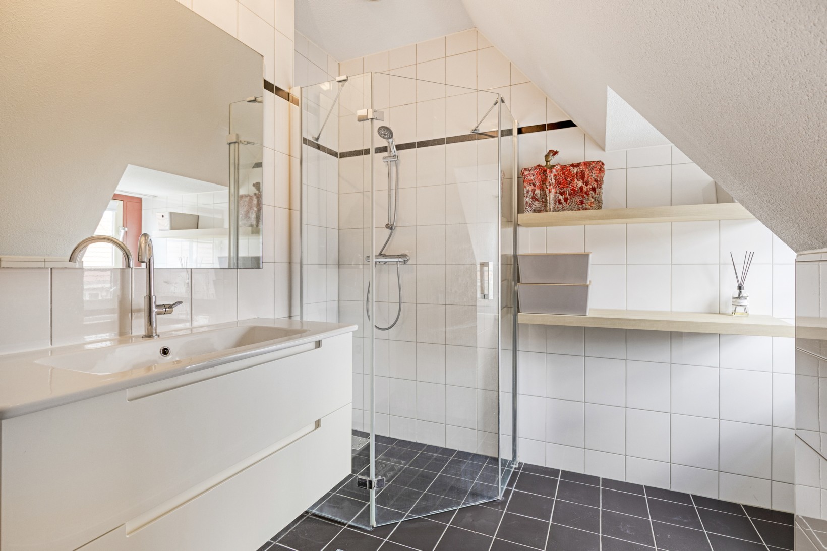 Appartement te koop: Oostzaanstraat 313, Amsterdam