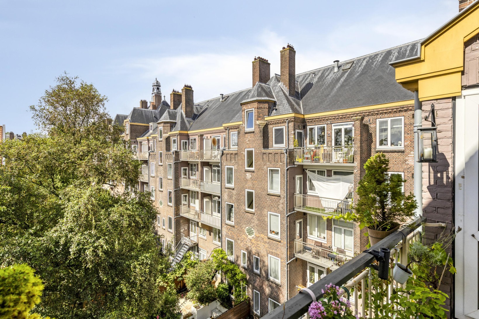Appartement te koop: Oostzaanstraat 313, Amsterdam
