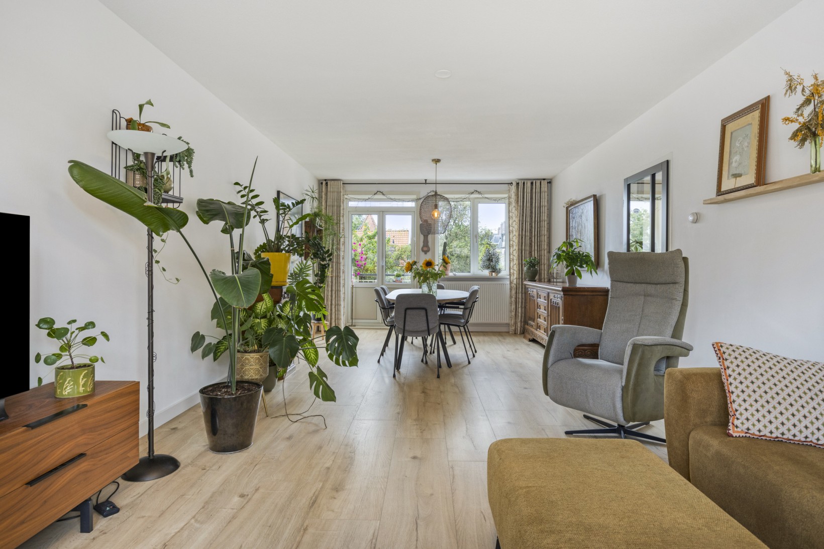 Appartement te koop: Oostzaanstraat 313, Amsterdam