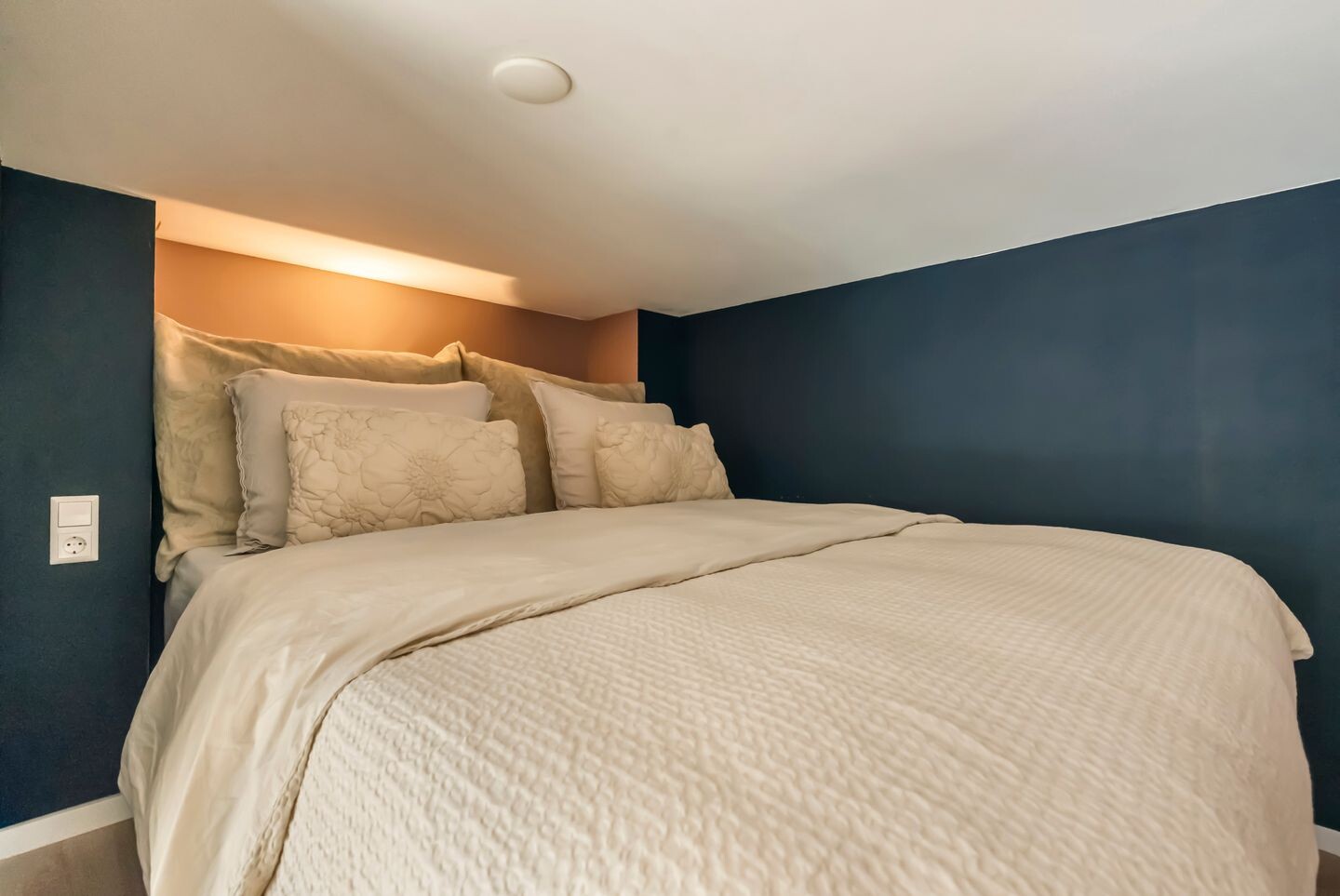 Appartement te koop: Houthavenkade 148, Amsterdam