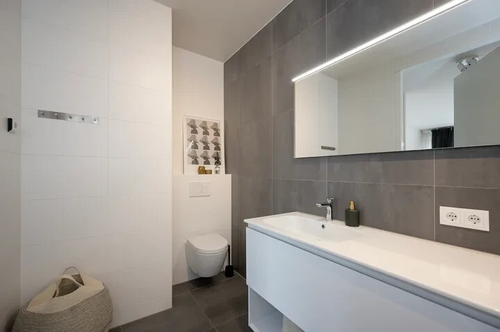 Appartement te koop: Narva-eiland 143, Amsterdam