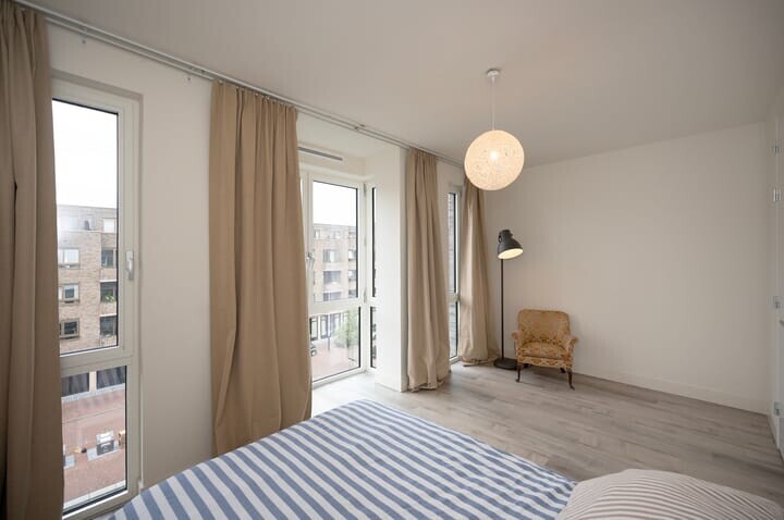 Appartement te koop: Narva-eiland 143, Amsterdam