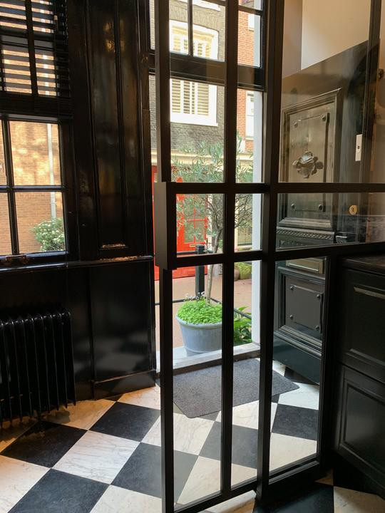 Tussenwoning te koop: Bergstraat 8, Amsterdam