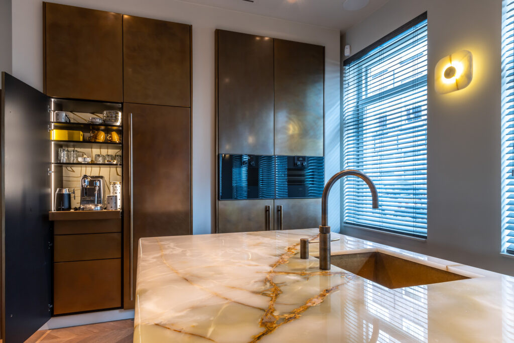 Appartement te koop: Goudsbloemstraat 126, Amsterdam
