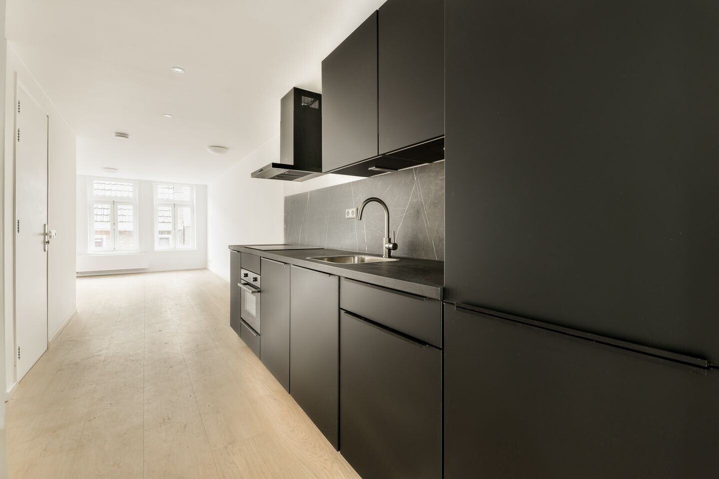 Studio te koop: Egelantiersstraat 168-2, Amsterdam