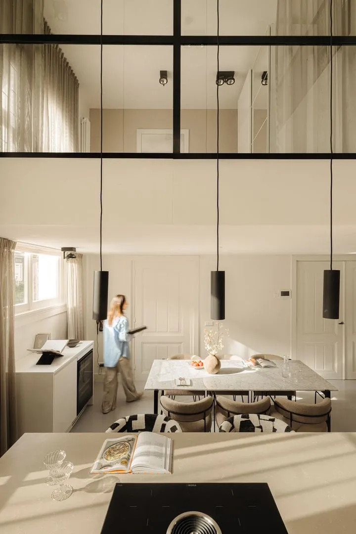 Appartement te koop: Egelantiersstraat 143B, Amsterdam