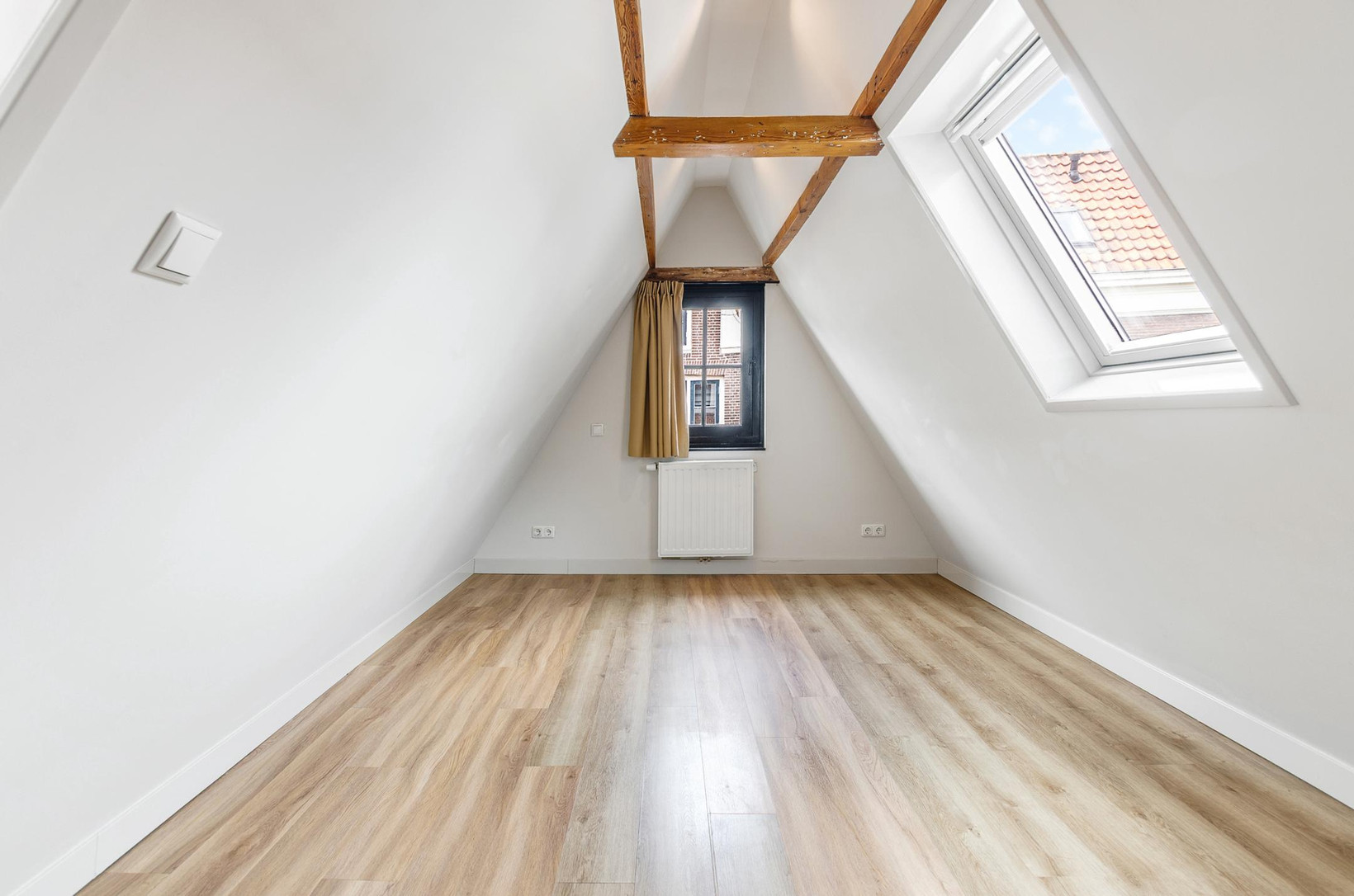 Studio te koop: Eerste Leliedwarsstraat 15-1, Amsterdam