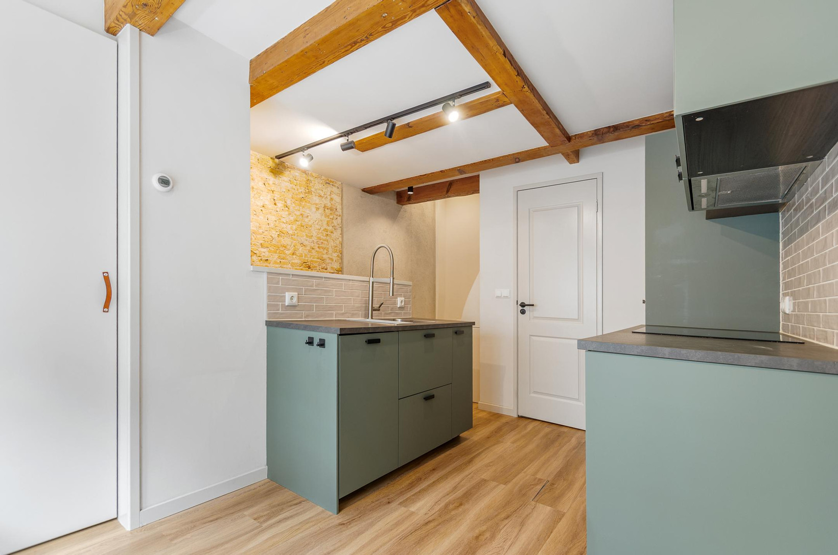 Studio te koop: Eerste Leliedwarsstraat 15-1, Amsterdam