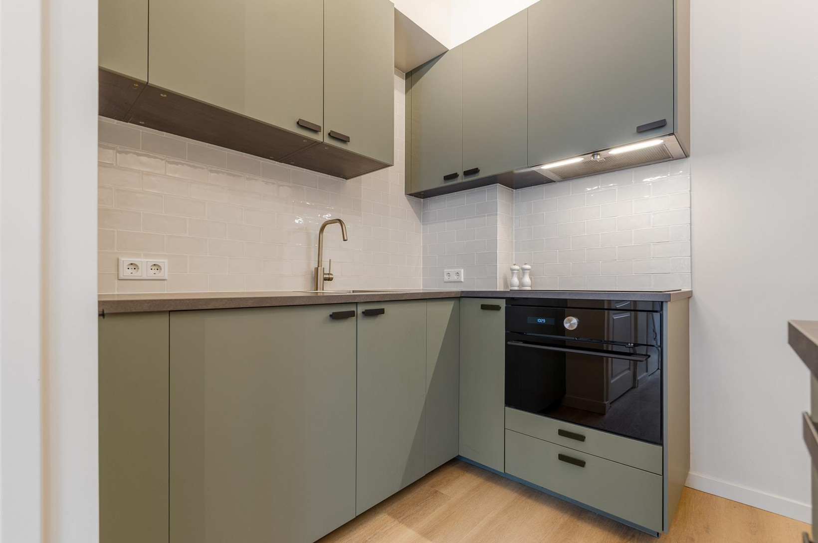 Studio te koop: Eerste Leliedwarsstraat 15O, Amsterdam