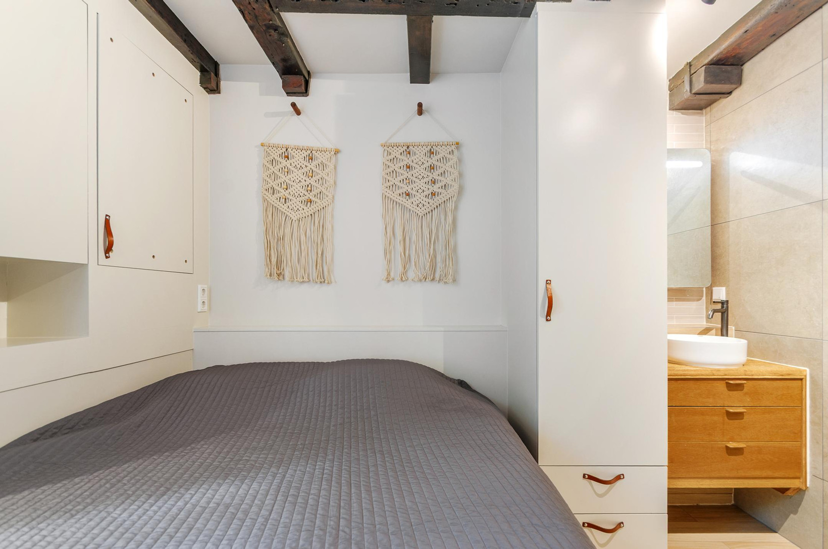 Studio te koop: Eerste Leliedwarsstraat 15O, Amsterdam