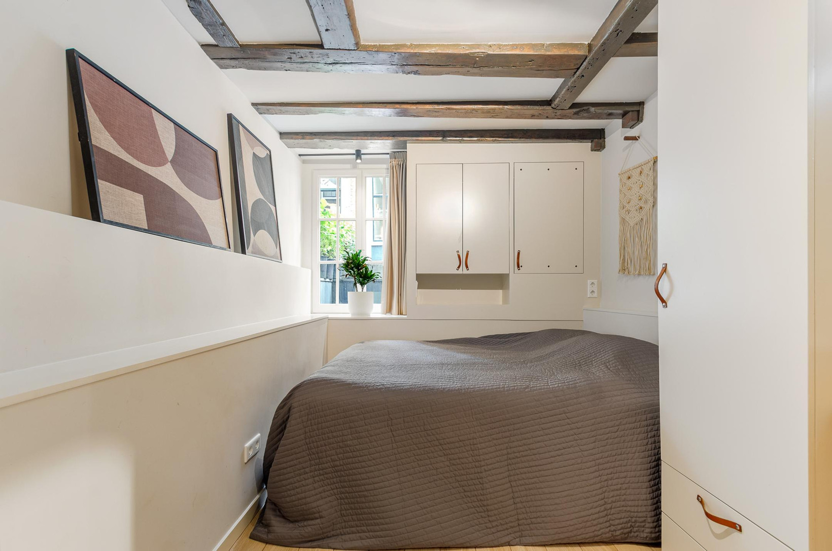 Studio te koop: Eerste Leliedwarsstraat 15O, Amsterdam