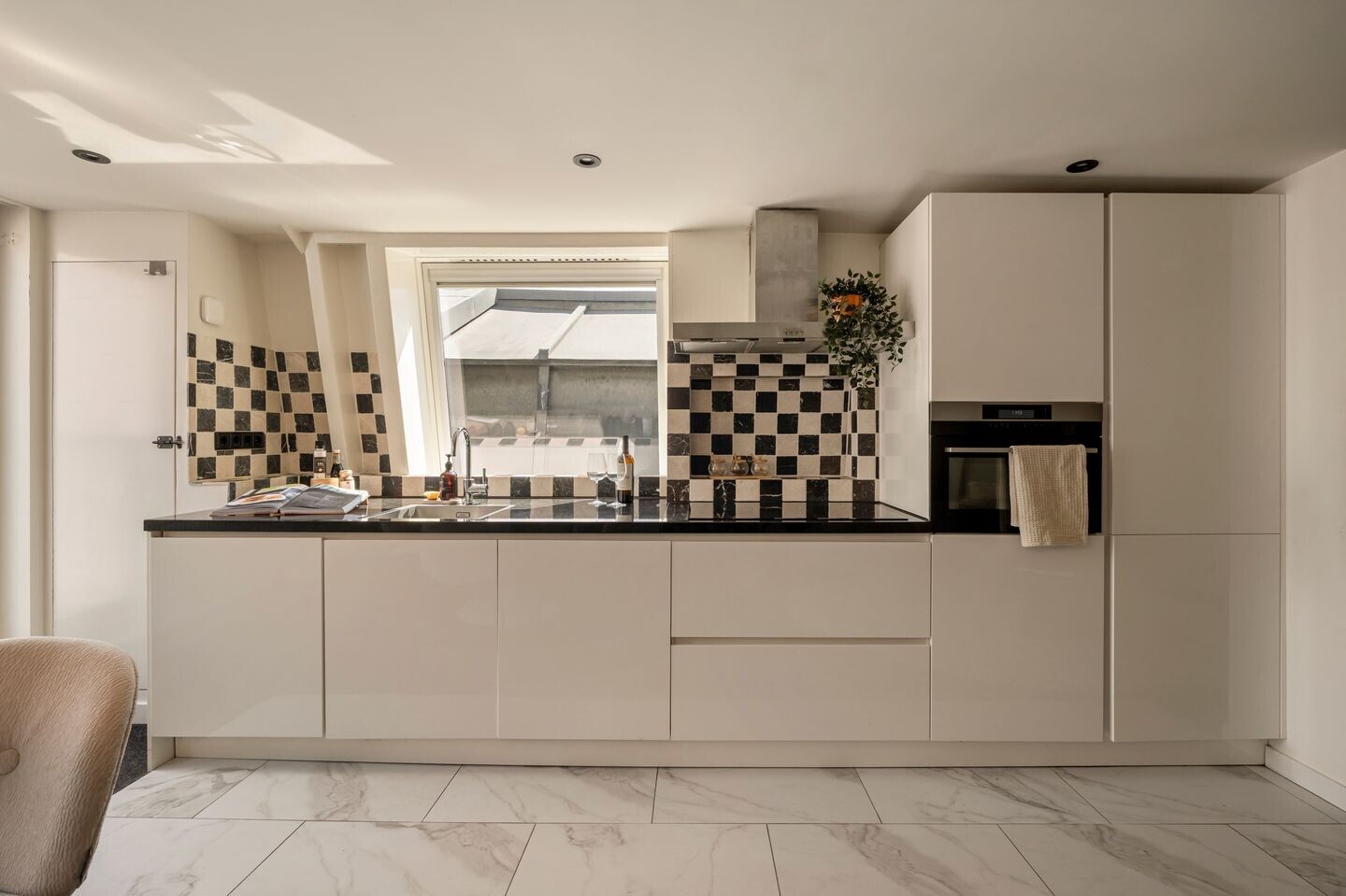 Appartement te koop: Gasthuismolensteeg 10D, Amsterdam