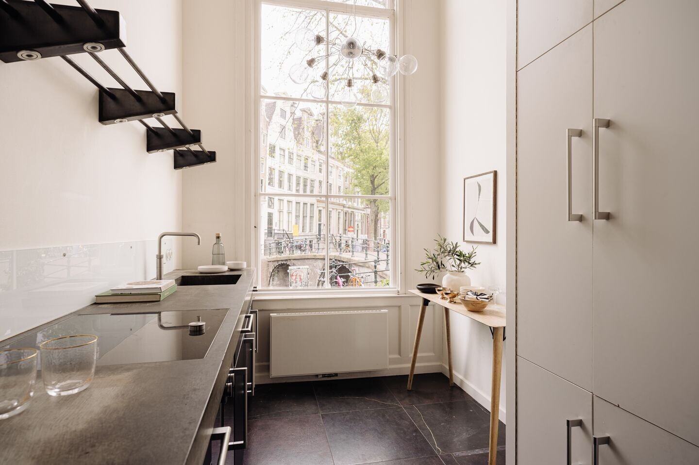 Tussenwoning te koop: Leidsegracht 1, Amsterdam