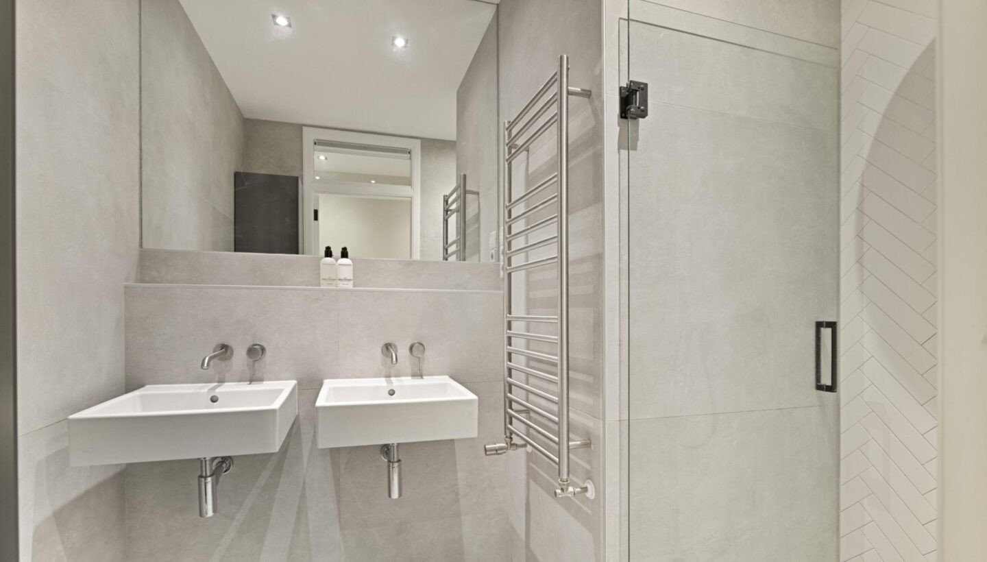 Appartement te koop: Lange Leidsedwarsstraat 73C, Amsterdam