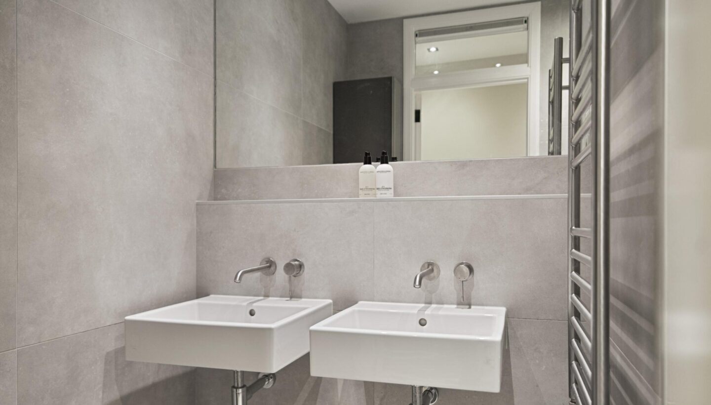 Appartement te koop: Lange Leidsedwarsstraat 73C, Amsterdam