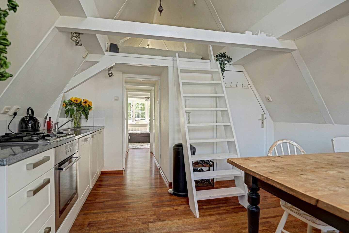 Studio te koop: Korte Leidsedwarsstraat 143E, Amsterdam
