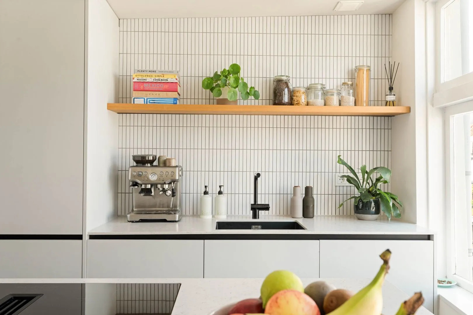 Studio te koop: Fokke Simonszstraat 37-3, Amsterdam