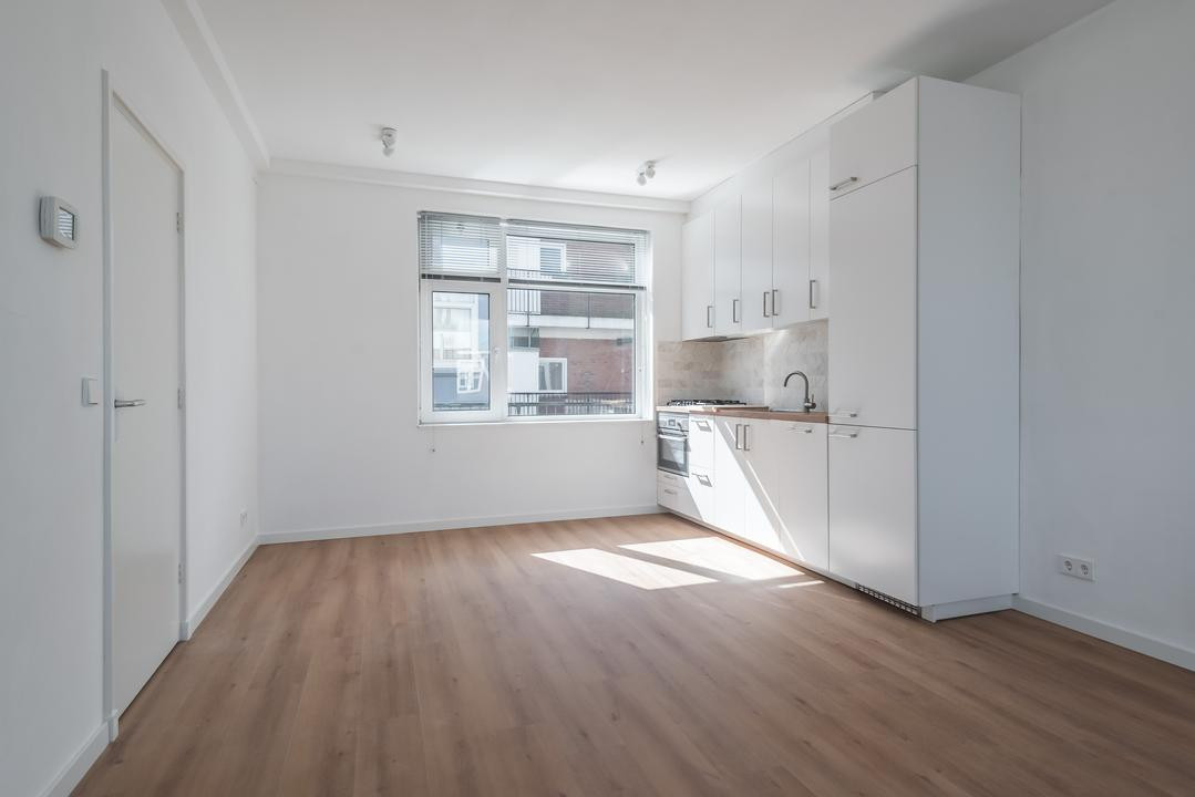 Studio te koop: Fokke Simonszstraat 54, Amsterdam
