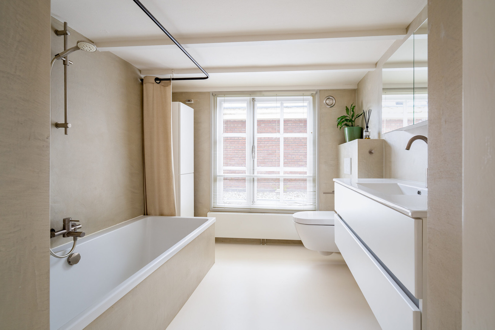 Tussenwoning te koop: Nieuwe Looiersstraat 74, Amsterdam