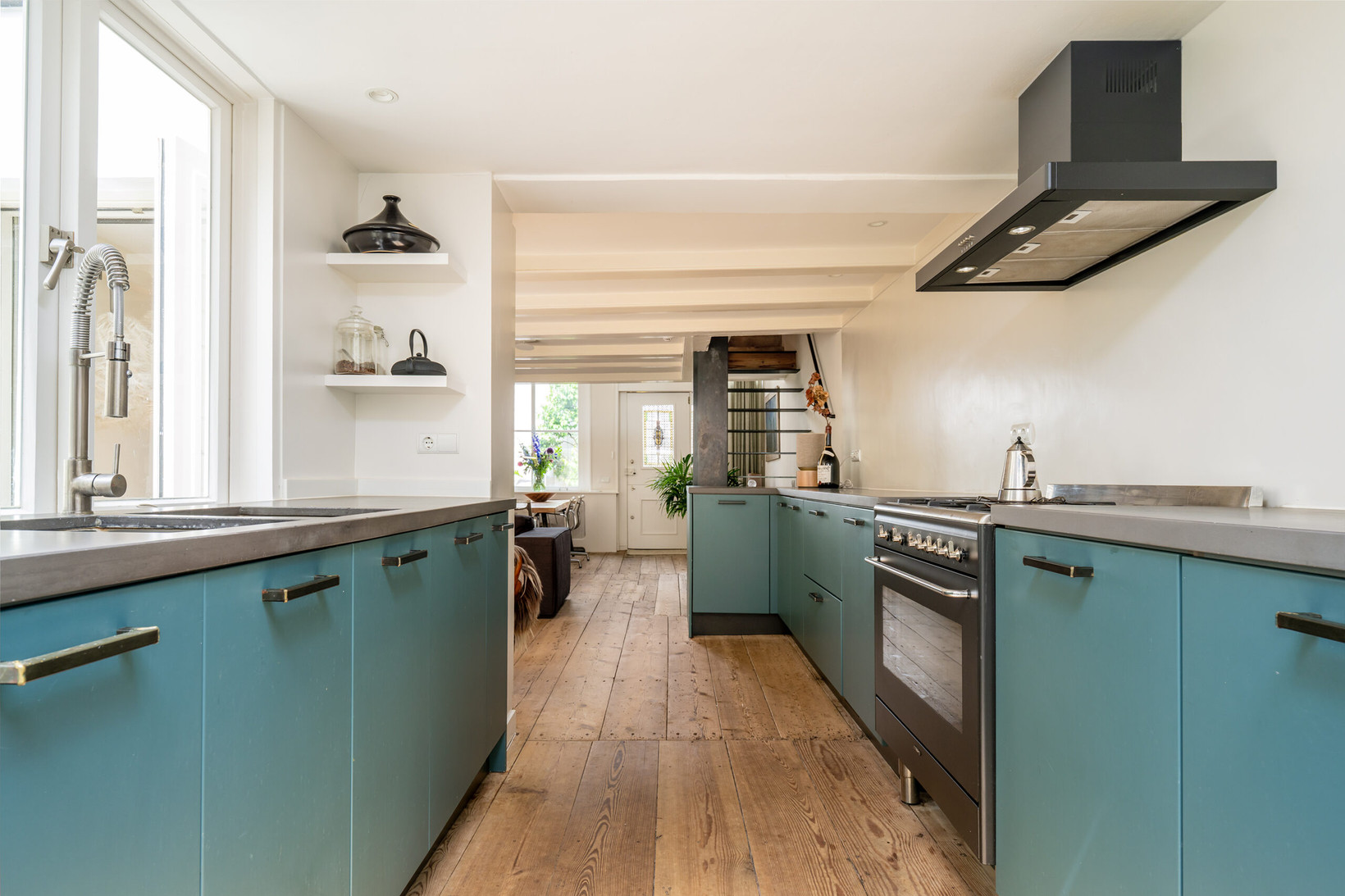 Tussenwoning te koop: Nieuwe Looiersstraat 74, Amsterdam